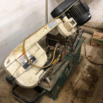 Grizzly G0561 Horizontal Metal-Cutting Bandsaw – 7" x 12", 1 HP