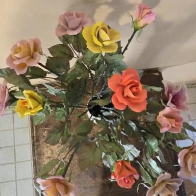 Capodimonte-Style Porcelain Rose Bouquet – Multicolor Floral Arrangement 
