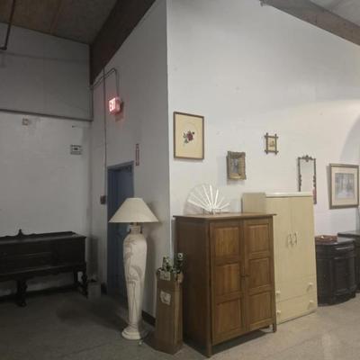 Sale Photo Thumbnail #32