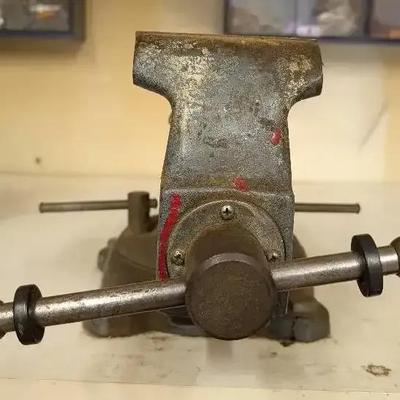 Mechanics Vise