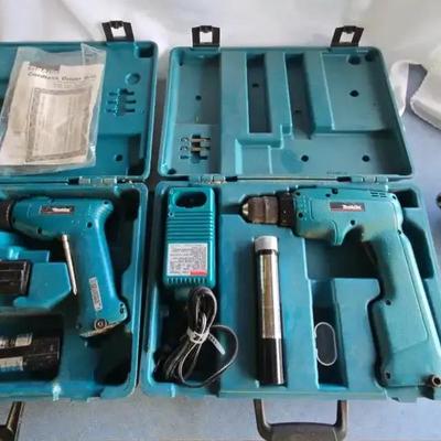 Makita Power Drill Lot – Cordless Driver Drills with Chargers & Accessories
