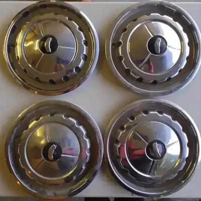 1950s Chevrolet (Bel Air?)Chrome Hubcaps #2