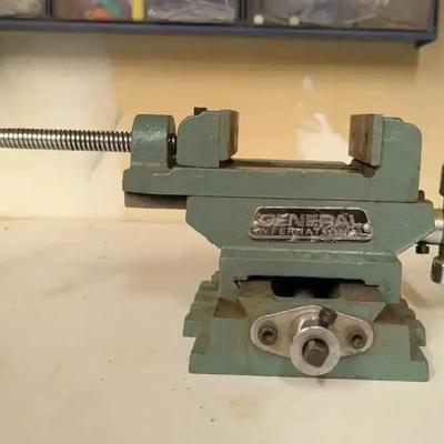 General International Metalworking Vise / Clamp Assembly
