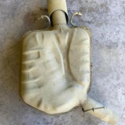 Automotive Muffler / Exhaust Silencer – For Parts or Scrap Only

