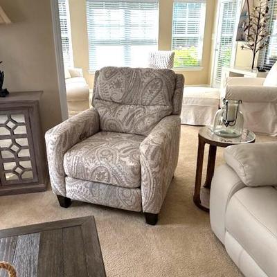 Sale Photo Thumbnail #15