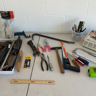 Hand tools Lot 1 - Black & Decker Reversible Drill, Metal Files, Wrench Set 