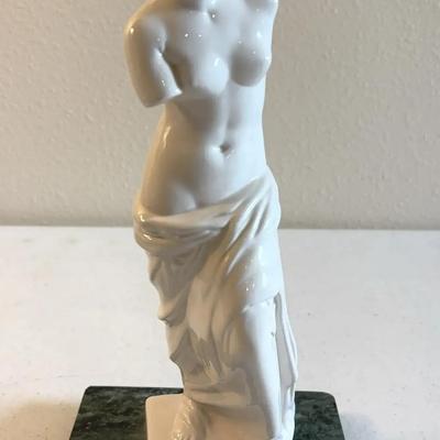 12.5” Venus De Milo statue 