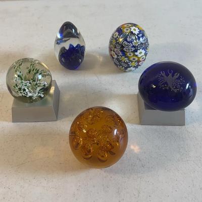 5 Paperweights - Amber Murano, Millefiore Murano+++