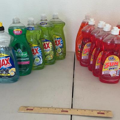 Cleaning Lot 1 - Ajax, Sun, & Glass Cleaner