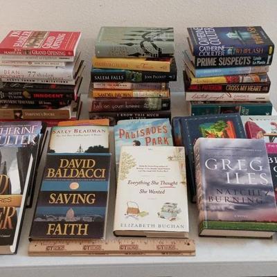 Huge Novels lot- Coulter, Koontz, Turow, Picoult, Lamb, Archer+++