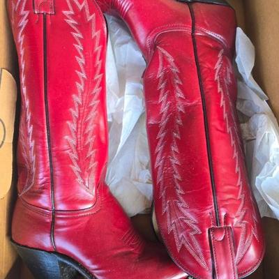Abilene Size 8 Ladies boots 