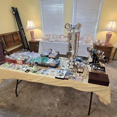 Sale Photo Thumbnail #100