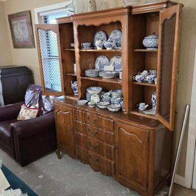 Sale Photo Thumbnail #3