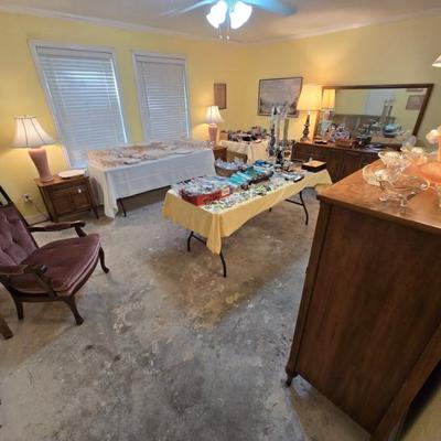 Sale Photo Thumbnail #95