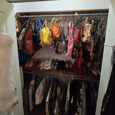 Sale Photo Thumbnail #113