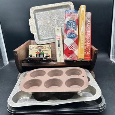 Vintage Cookbooks and Baking Items