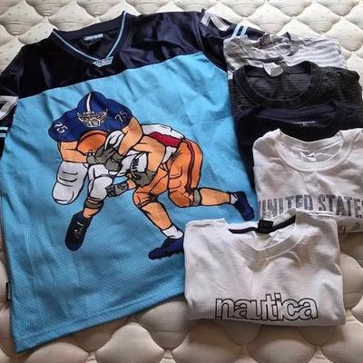 (6) Unique Men's Short Sleeve Shirts 