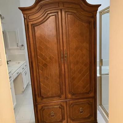 Sale Photo Thumbnail #33