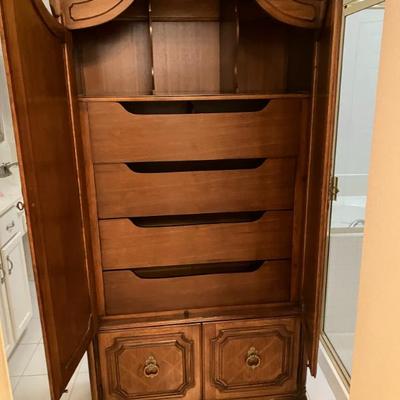 Sale Photo Thumbnail #34