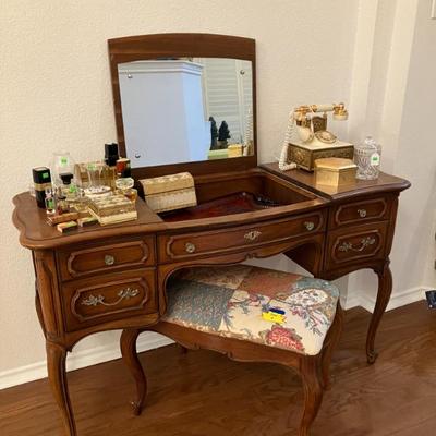 Sale Photo Thumbnail #35