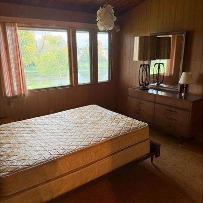 Sale Photo Thumbnail #38