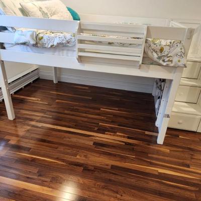 Sale Photo Thumbnail #111