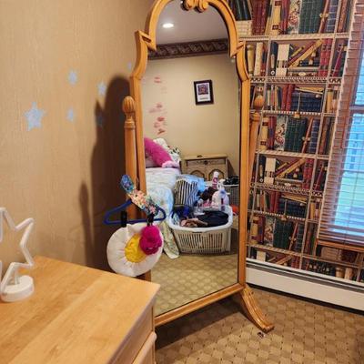 Sale Photo Thumbnail #128