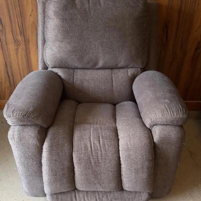 Manual Rocking Recliner