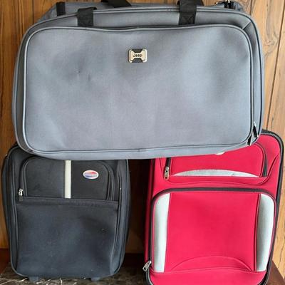 Jeep Branded Bag And Carry On Luggage