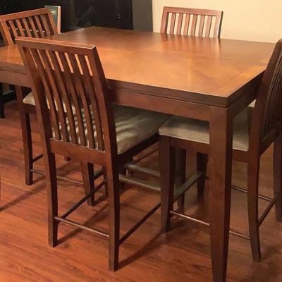 Tall Dining Room Table With 8 Chairs& Extra Leaf