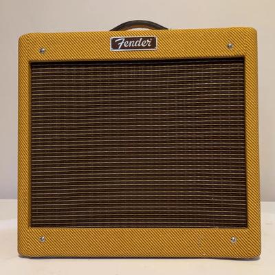 Fender Pro Junior IV guitar amplifier in a lacquered tweed finish. 