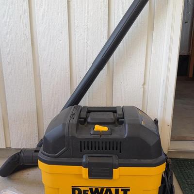 DeWalt Wet/Dry Vac 