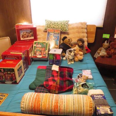 Sale Photo Thumbnail #114