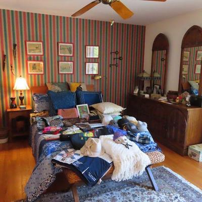 Sale Photo Thumbnail #129