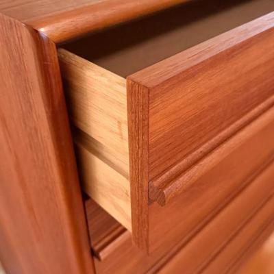 Sale Photo Thumbnail #10