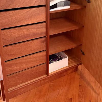 Sale Photo Thumbnail #14