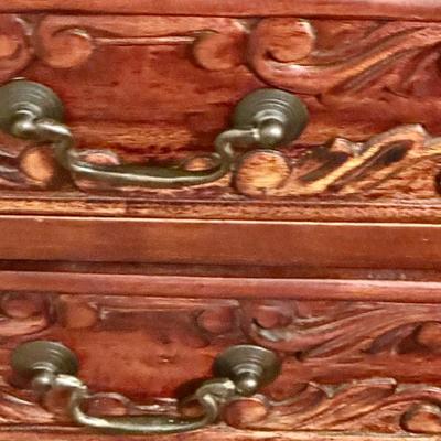 Sale Photo Thumbnail #371