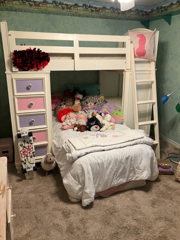 Sale Photo Thumbnail #40