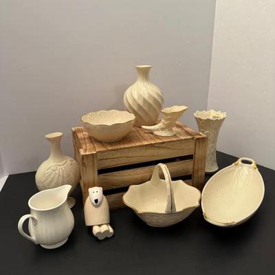 Mixed Lot Lenox Collectibles Vases, Trays, Trinkets and More