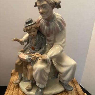 Lladro Zaphir Lesson of Music Clown Boy Accordion Figurine 