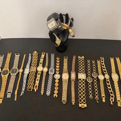 Big Lot Of 23 Watches 