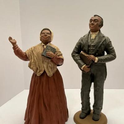 Martha Holcombe All Gods Children Lot Of 2>>