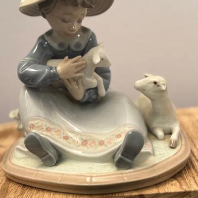 Lladro Figurine Lambkins Farm Girl Porcelain 