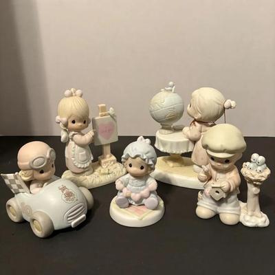 5 Piece Lot Precious Moments Figurines