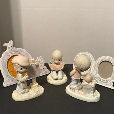 5 Piece Lot Precious Moments Figurines