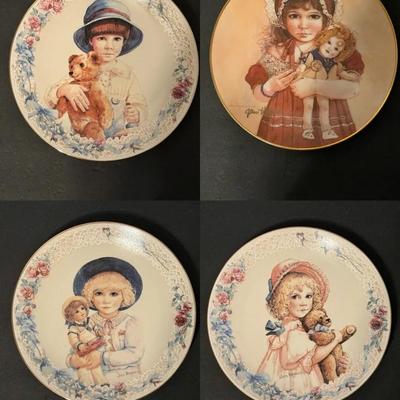 Great Lot Of Collectors Plates Jan Hagara