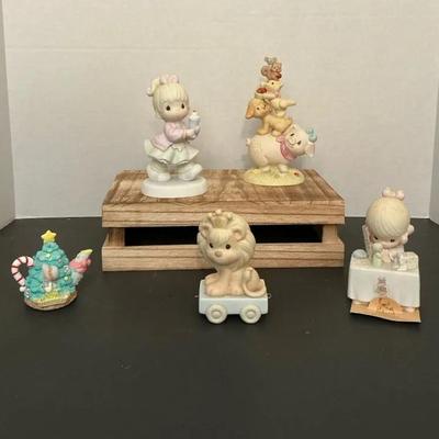  Mixed Lot Of Precious Moments Porcelain Figurines-  Happiness 