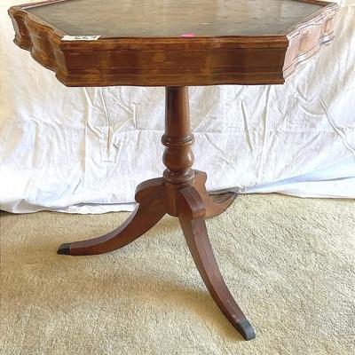 Antique Octagonal Burr Oak Pedestal Table with Leather Top, Early 1900s Vintage