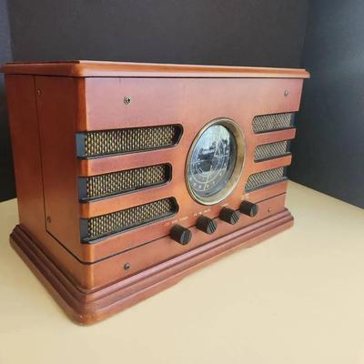 Crosley Antique Radio Replica CD Disc Player, Model CR19CD - Retro Style