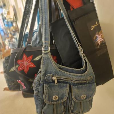 Sale Photo Thumbnail #260